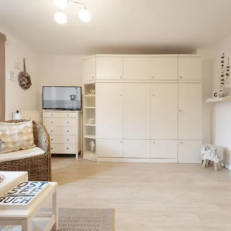 Haus Domicil Ostseenest דירה *